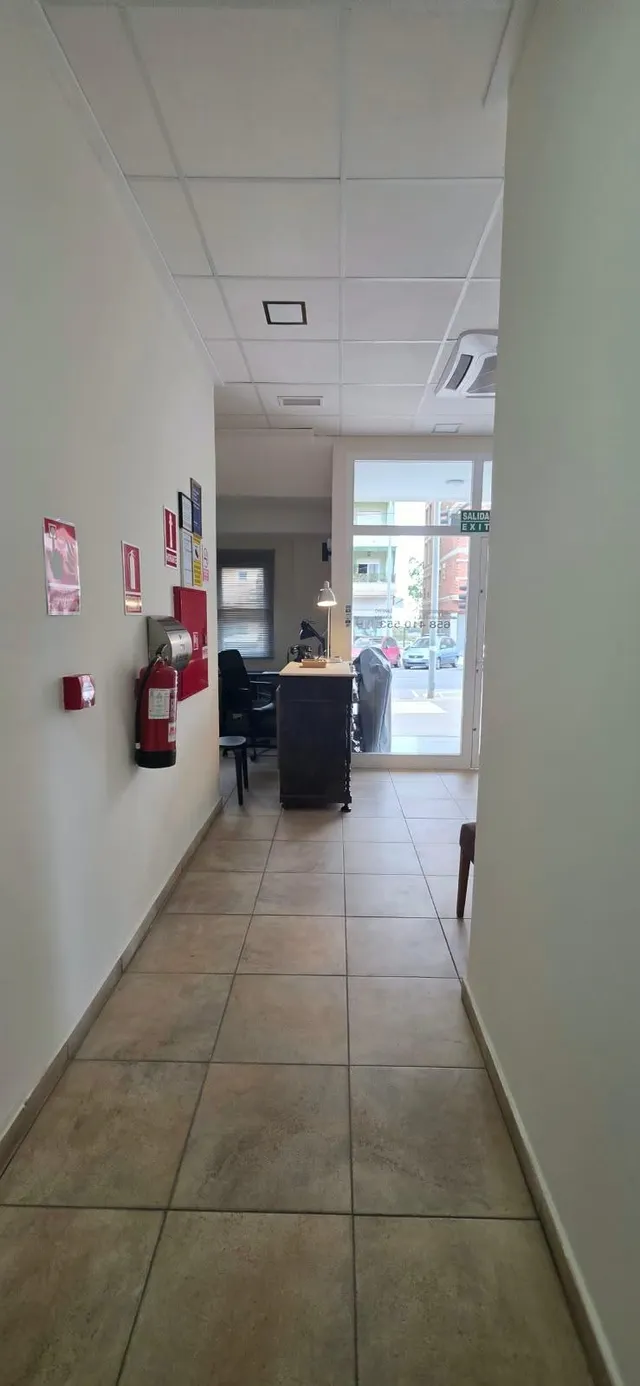 Hotel de 2 estrellas reformado en La Marina de Elche, zona Guardamar — 30