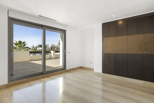 Apartamento 3 habitaciones 227m² en venta - Costa del Sol — 25