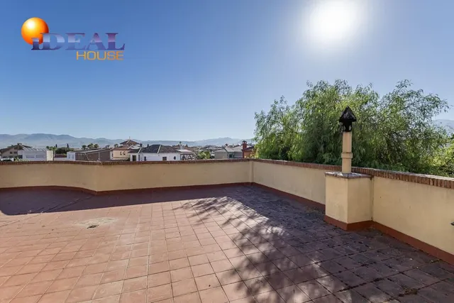 Chalet en los Chopos, Las Gabias — 34