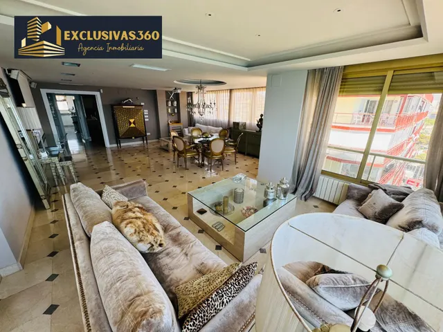 Piso de lujo en primera línea de playa Levante con 3 habitaciones y 2 baños. Exclusivas360 Benidorm — 16