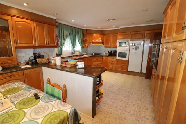 Chalet en el centro de Campolivar Godella — 11