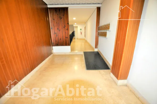 ¡En pleno centro! Bonito, impecable y luminoso con balcón y trastero, todo amueblado — 33