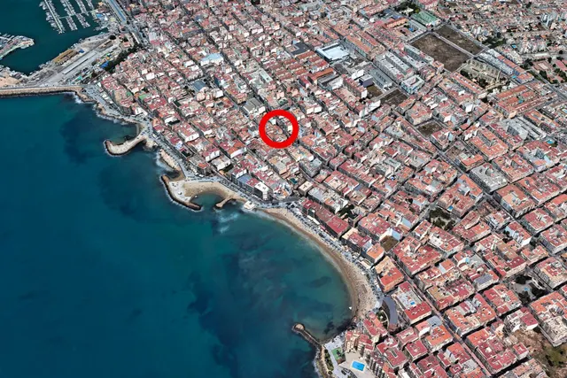 Apartamento céntrico construido en 2024 (aprox. 71 m2 - 3.ª planta) con piscina en la azotea, a solo 250 m de Piscinas Naturales/Playa del Cura, ¡y con licencia turística! — 31