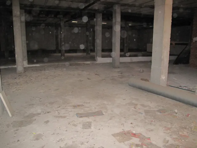 ++se vende local comercial dando a dos calles en esquina en el palmar murcia++ 946m2 — 9