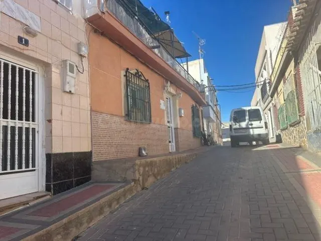 SE VENDE piso OKUPA en C Amargura 3 de Águilas - foto 3