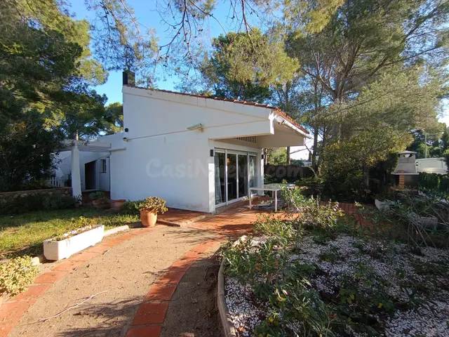 Casa típica española en 2ª línea de mar en Calafat, a 200 mt