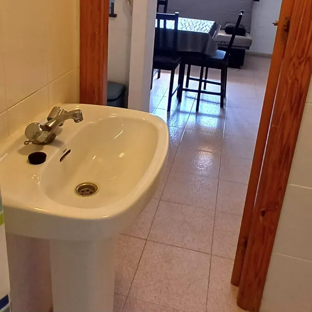 Amplia vivienda en urbanización con aparcamiento y piscina — 15