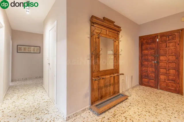 ESPECTACULAR CASA CON LICENCIA TURISTICA EN HUETOR SANTILLAN - foto 4