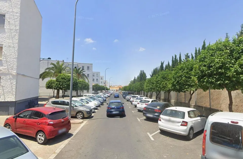 Piso en venta en Dos Hermanas, Sevilla. Activo inmobiliario SIN POSESIÓN, NO SE PUEDE VISITAR