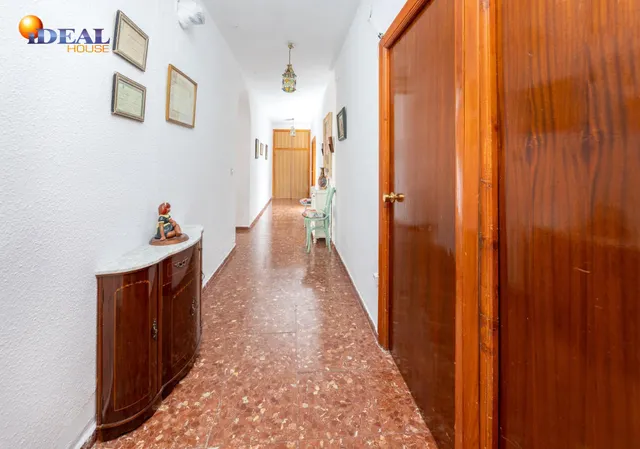 Chalet en zona residencial de Deifontes — 23