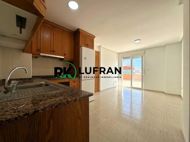 ÁTICO A LA VENTA CON VISTAS AL CASTILLO EN AVENIDA JIJONA - ALICANTE — 14