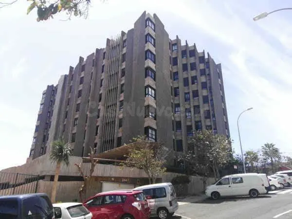 Piso VPO en venta en Ofra