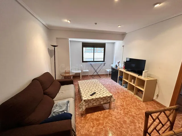 ¡Oportunidad Única en Valencia! Piso Listo Para Entrar a Viv - foto 3
