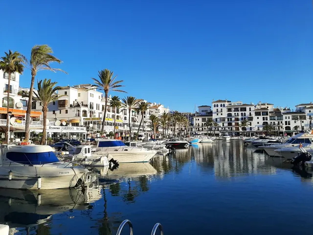 Chalet 4 habitaciones 210m² en venta - Costa del Sol — 21