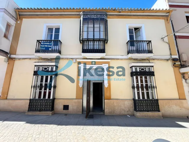 Amplio Adosado en El Coronil - Sevilla ✨
