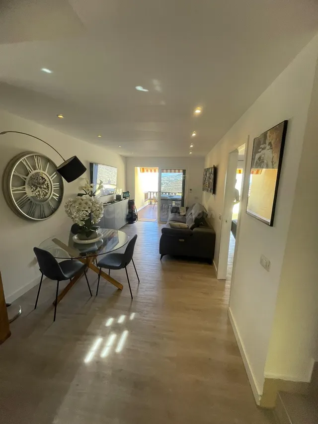🌅 Exclusivo Ático Dúplex en el Paraíso – Lujo, Confort y Vis - foto 3