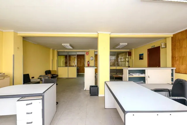 Oficina en venta en Calle La Cámara, Avilés – 95.000 € - foto 3