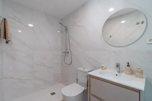 APARTAMENTO DE 2 DORMITORIOS EN PLAYA FLAMENCA — 28