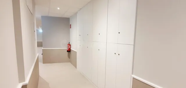 Bajo exterior completamente reformado en Tapia de Casariego | 2 plazas de garaje incluidas — 25