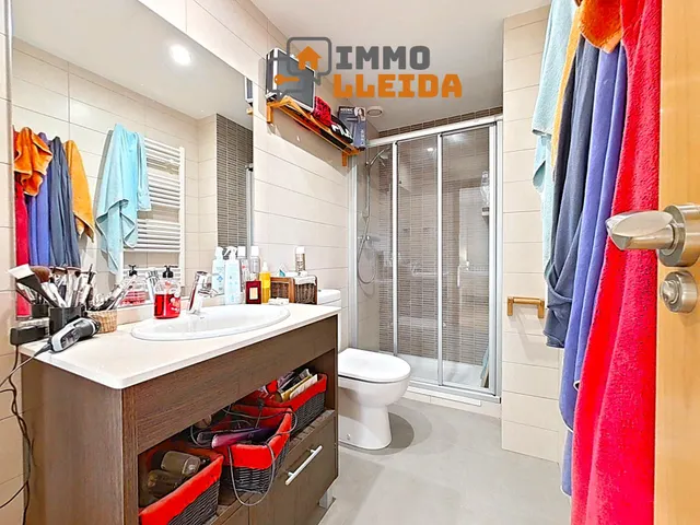 EXCLUSIVO Piso Parc de lAigua con gran terraza, parking y trastero — 38