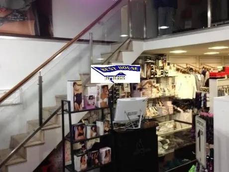LOCAL COMERCIAL EN MILLADOIRO PARA INVERSIÓN — 2