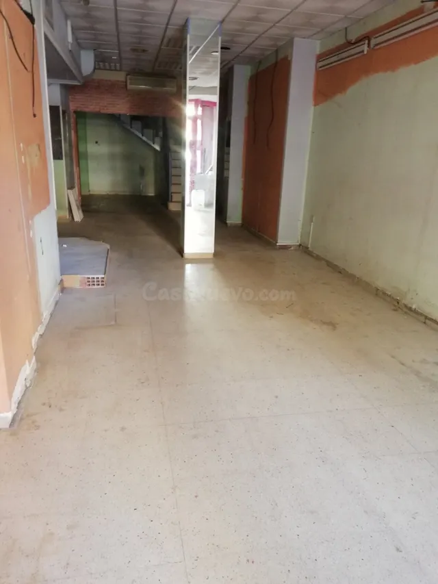 Local comercial 155m² en venta - Feria - foto 2