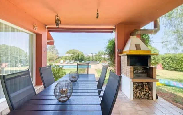 OPPORTUNIDAD CHALET INDEPENDIENTEM CON LICENCIA VACACIONAL 4 - foto 5