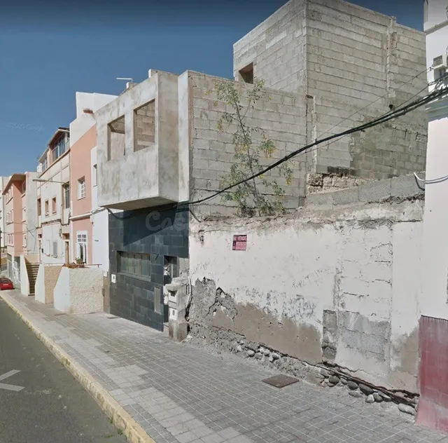 SE VENDE TERRENO URBANIZABLE RESIDENCIAL EN LAS PLAMAS DE GR