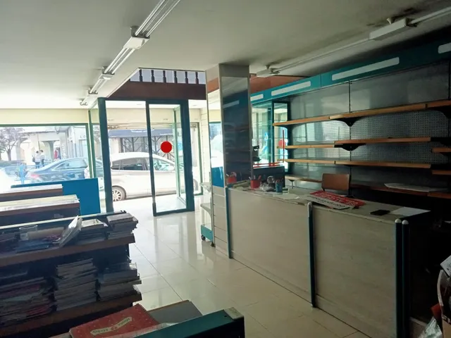 LOCAL COMERCIAL DE DOS ALTURAS EN BOIRO — 21