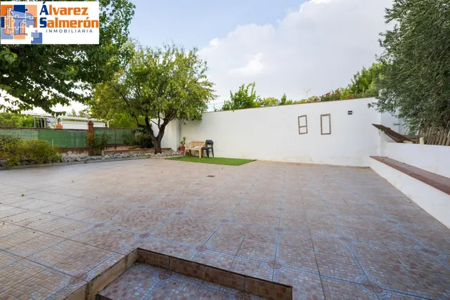 Casa independiente en Otura — 26