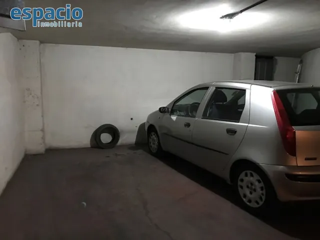 GARAJE EN ALQUILER ZONA CENTRO — 4