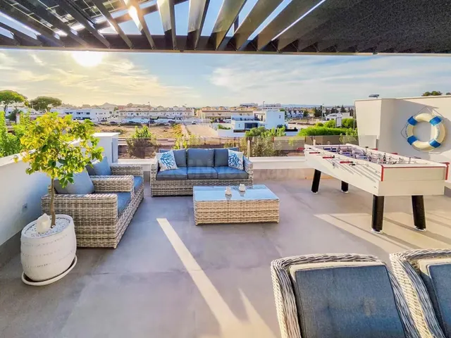 Villa de 3 dormitorios y 3 baños en santiago de la rivera (san pedro del pinatar) — 18