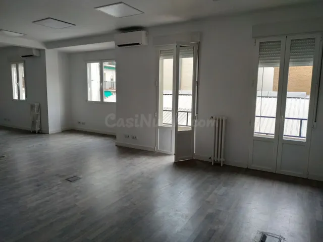 Oficina 120m² en alquiler - Trafalgar - foto 2