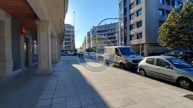 Plaza de garaje en hispanidad y nazario gonzalez — 14