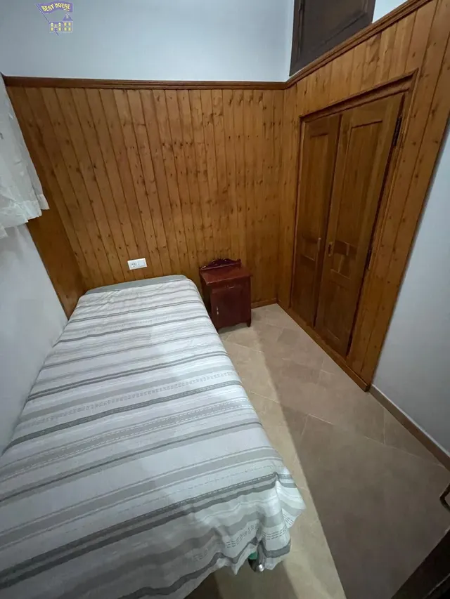 SE VENDE CASA EN ZONA DEL BARRIO BAJO — 45