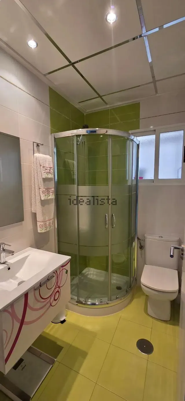 PISO MUY AMPLIO EN EL CENTRO DE MAZARRÓN — 22