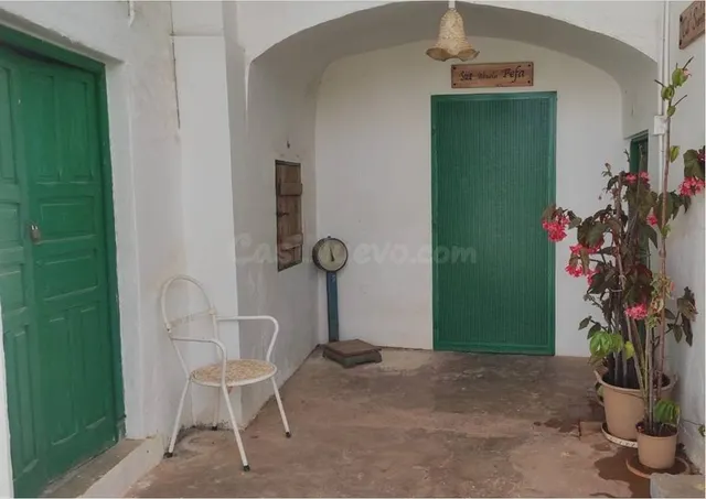 Casa con cuevas y terreno en Valerón-Gáldar - foto 3