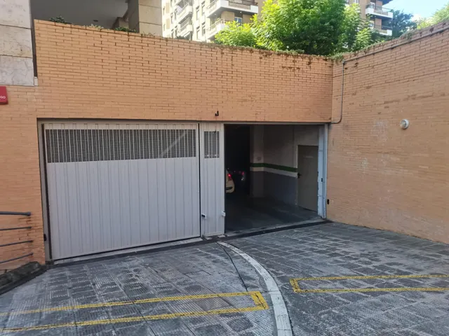 JUNTO A LA estación DE SAN BERNARDO- VIAPOL- HUERTA DE LA SALUD — 8