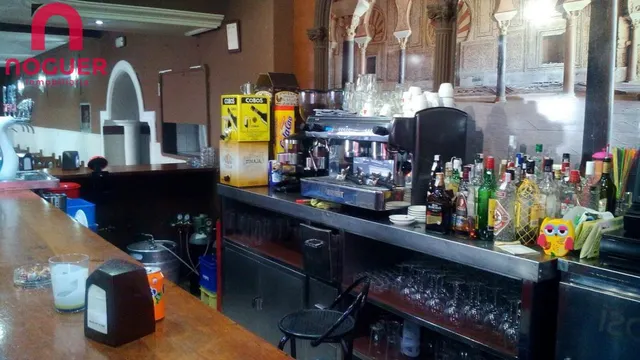 SE VENDE RESTAURANTE CON CASA EN VILLARRUBIA — 45