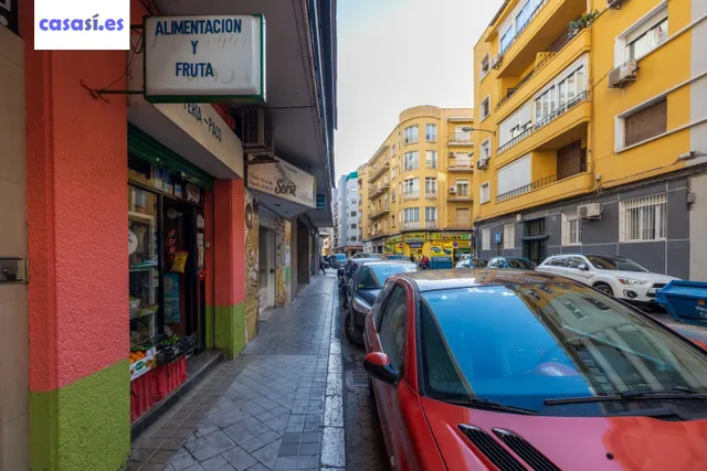 OPORTUNIDAD DE NEGOCIO JUNTO A CALLE RECOGIDAS. — 12