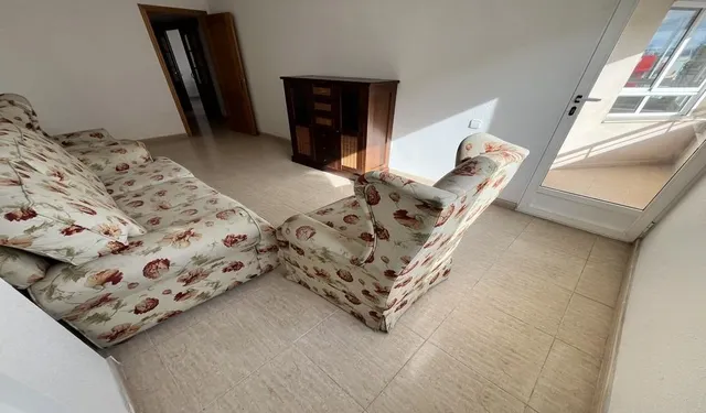 ALTO STANDING - Se vende precioso y GRAN PISO 2º ESQUINA 213 metros — 25