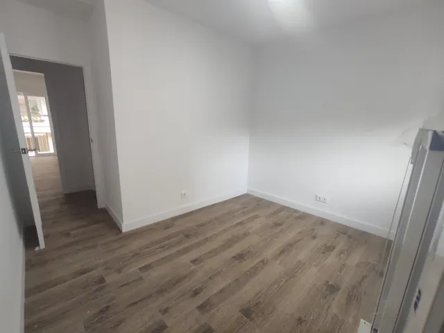 ALQUILER DE   VIVIENDA VACIA  TOTALMENTE REFORMADA — 22