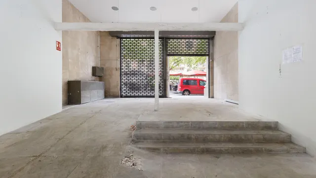 Local comercial 445m² en alquiler - Eixample — 14