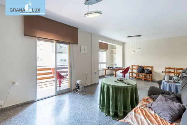 Piso amplio y luminoso en Ronda–Arabial — 6