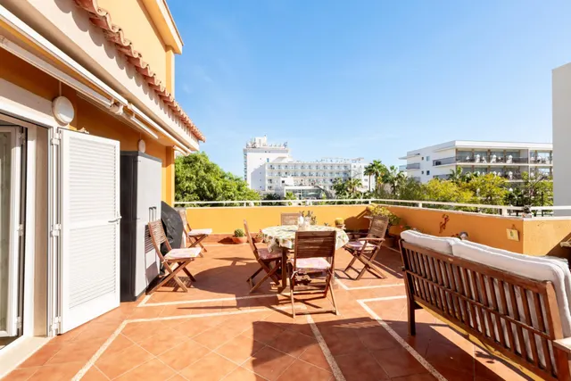 Ático con balcón, terraza y vistas al mar en Cala Estancia, Palma de Mallorca — 33