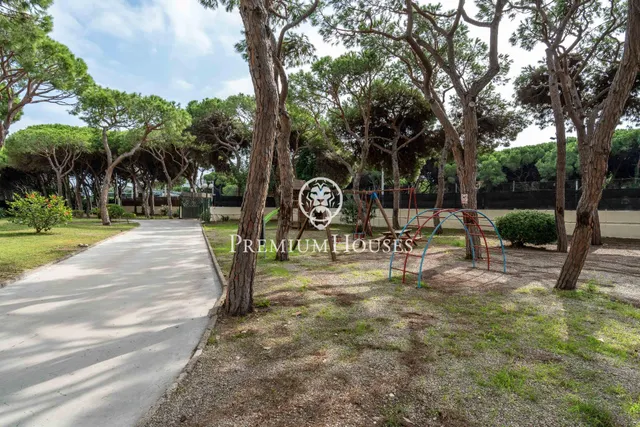 Piso con solárium en Gavà Mar — 33