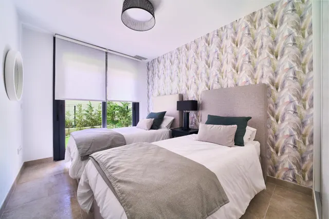 Apartamento de lujo con jardín — 16