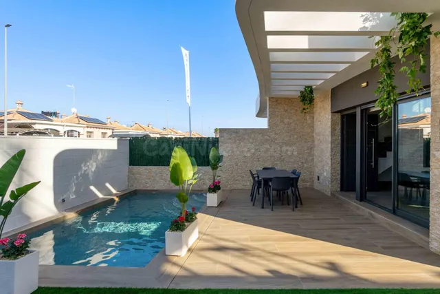 Villas con estilo moderno de 3 dormitorios en la zona de Los - foto 4