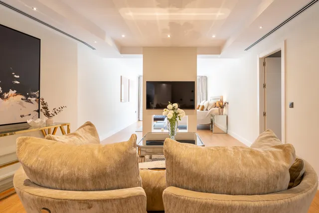 Chalet 4 habitaciones 428m² en venta - El Madroñal — 38