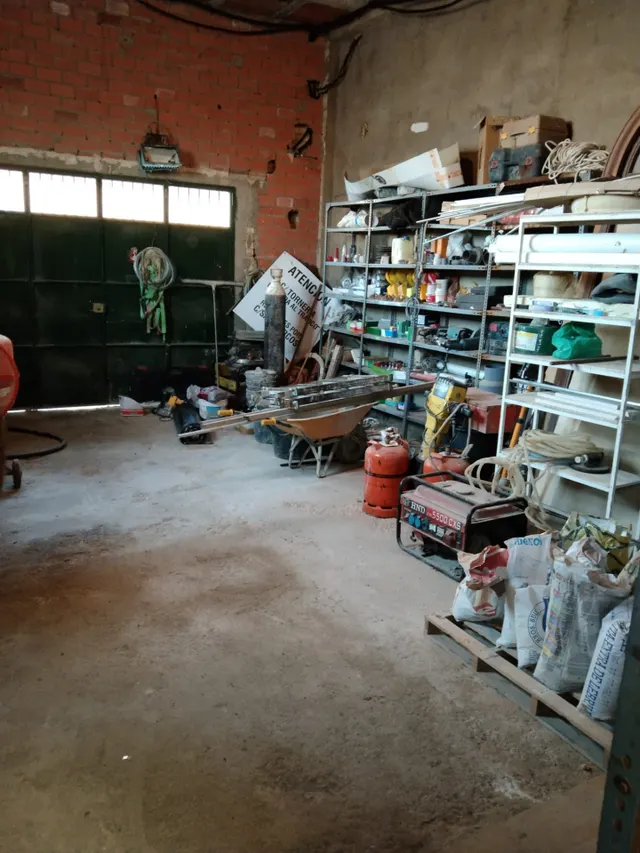 SE VENDE CHALET EN ZONA NORTE — 34
